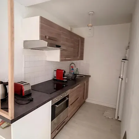 Avec Jardin Proche Et Commerces - 4 Couchages, Parking Et Wifi - Fr-1-746-18 *